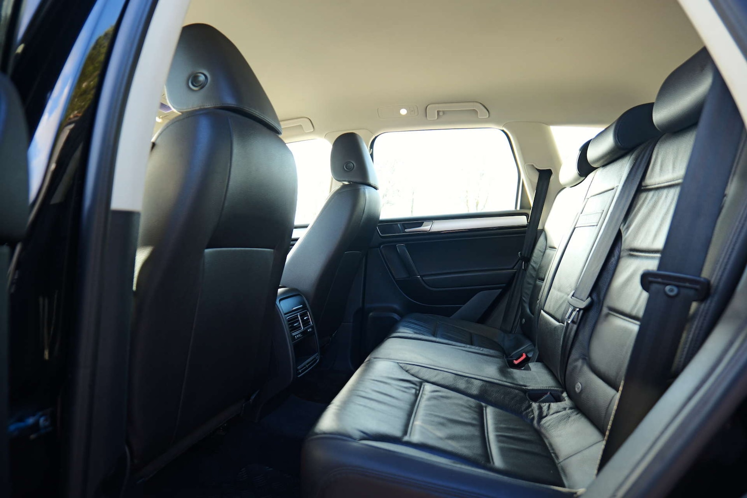 Used Volkswagen Touareg 2016 for sale - 76544301: Photo 56