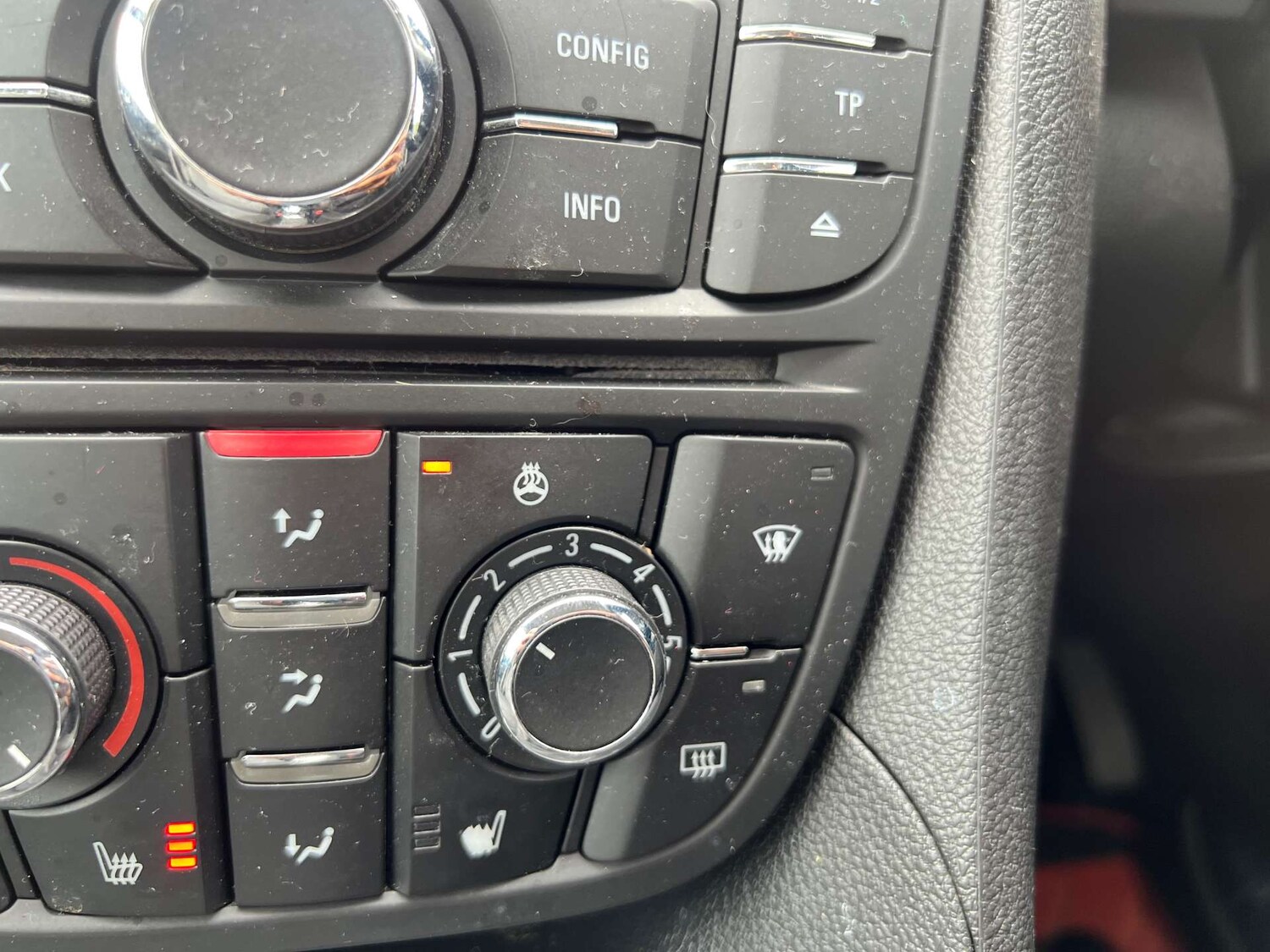 Used Vauxhall Meriva 2014 for sale - 77975421: Photo 20