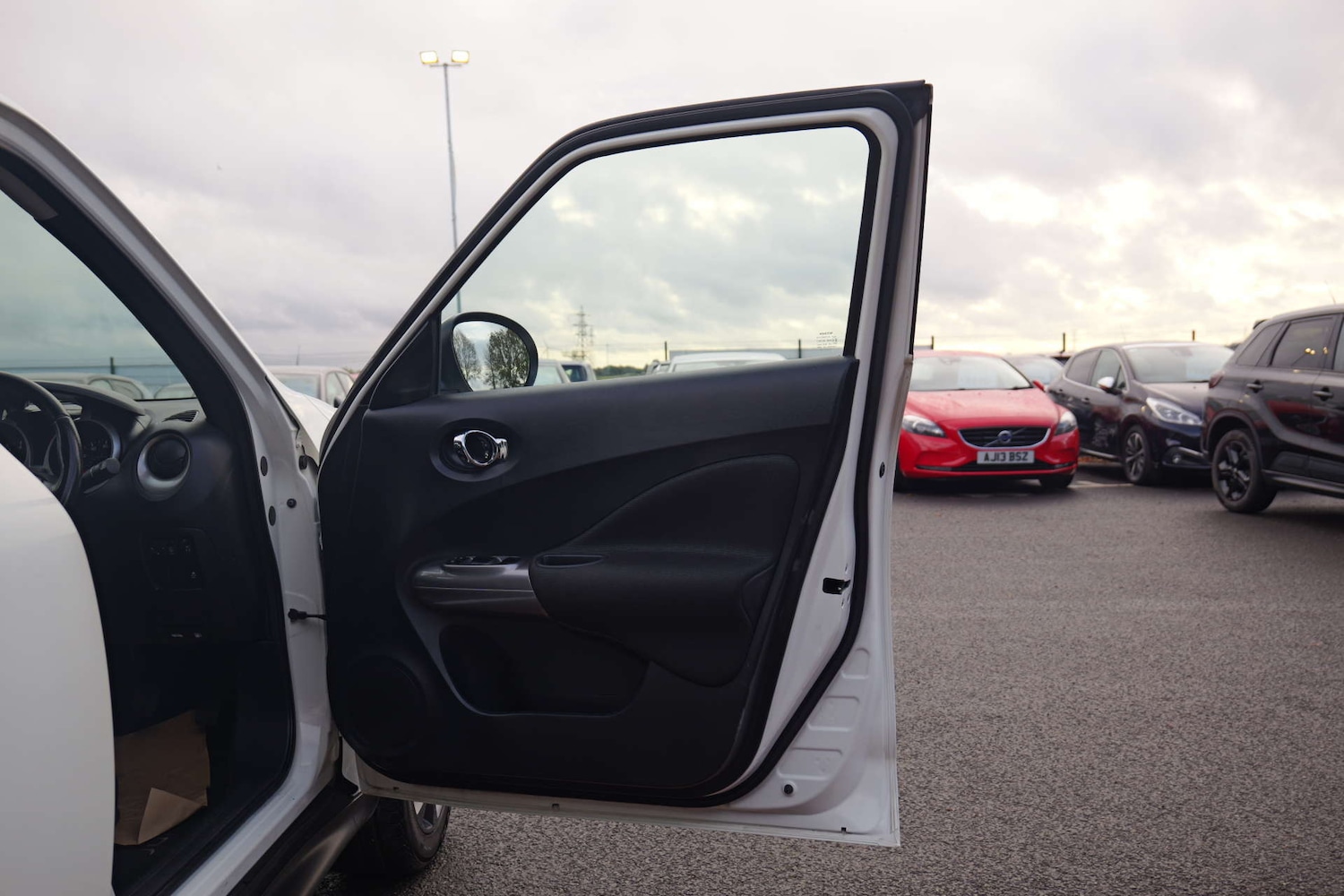 Used Nissan Juke 2013 for sale - 76382758: Photo 32