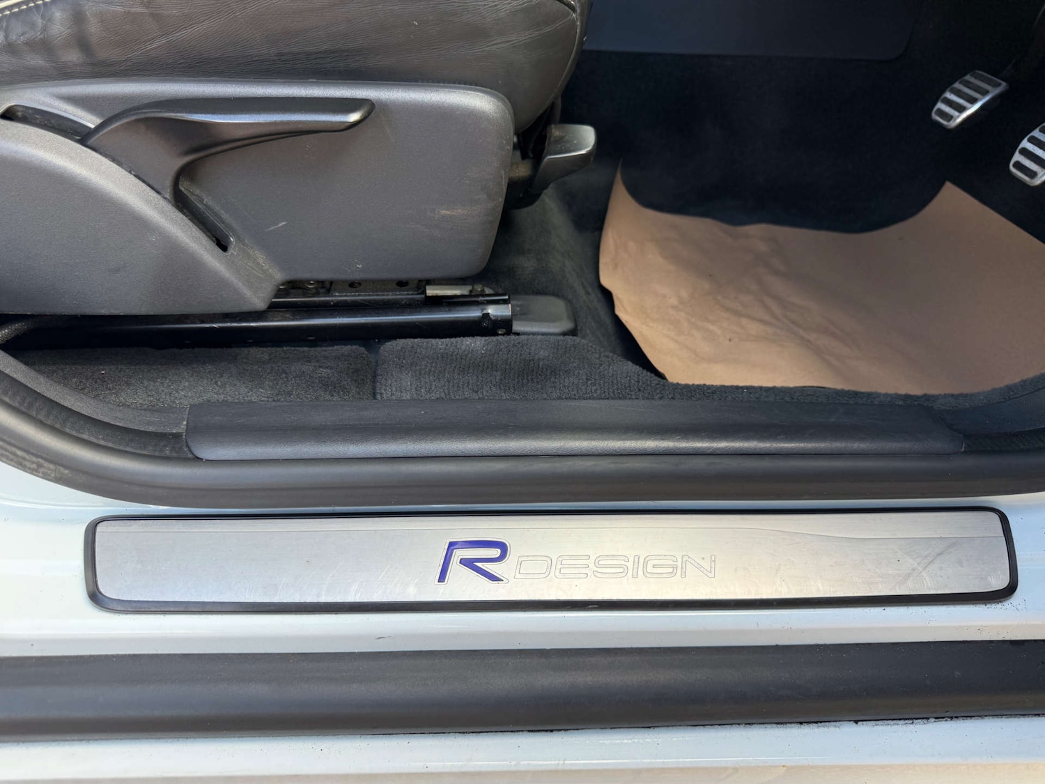 Vehicle 27