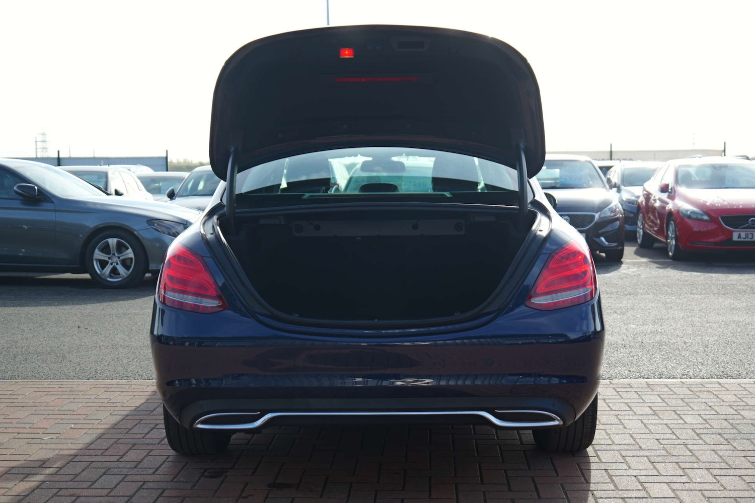 Used Mercedes-Benz C Class 2018 for sale - 76402691: Photo 19