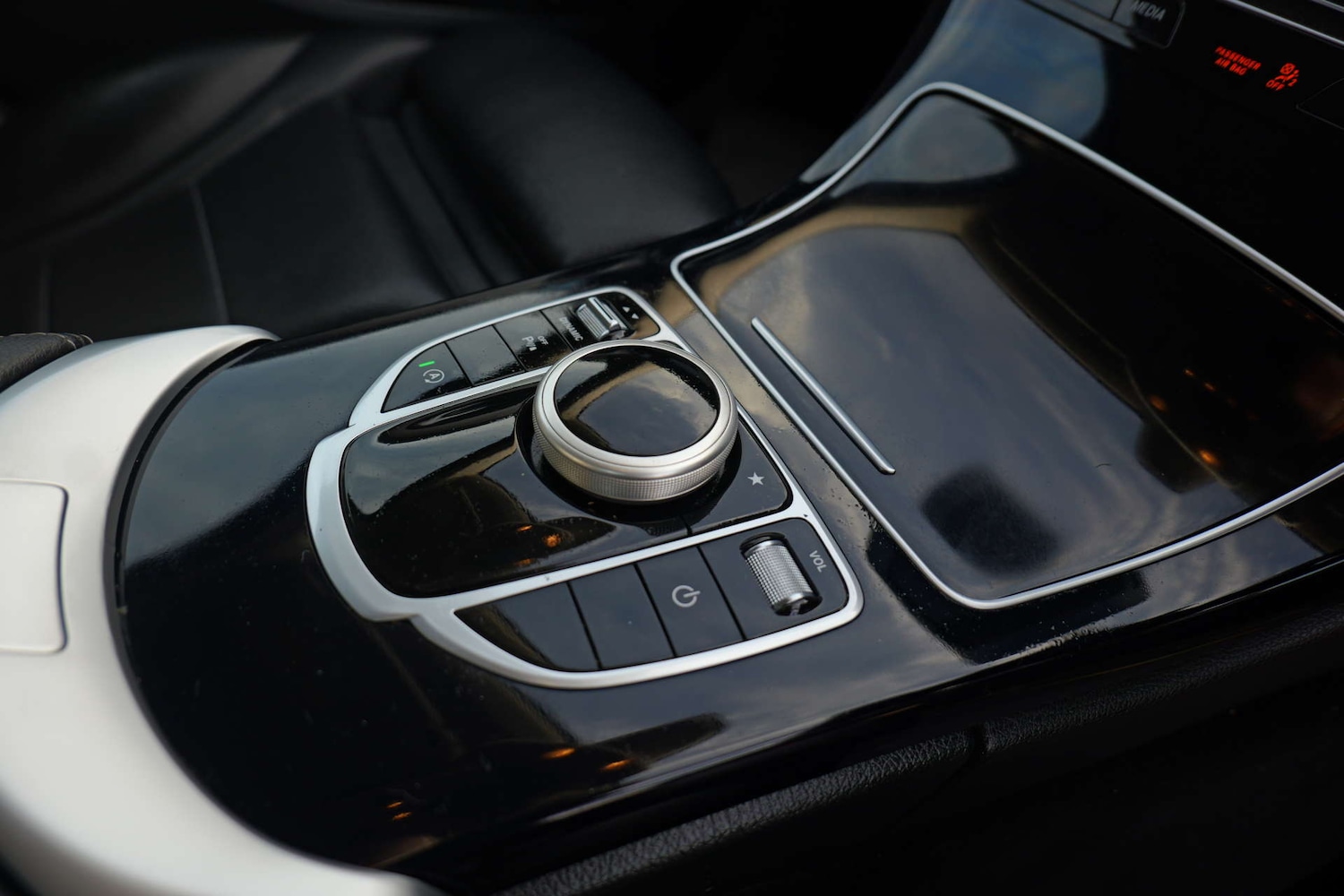 Used Mercedes-Benz C Class 2018 for sale - 76402691: Photo 43