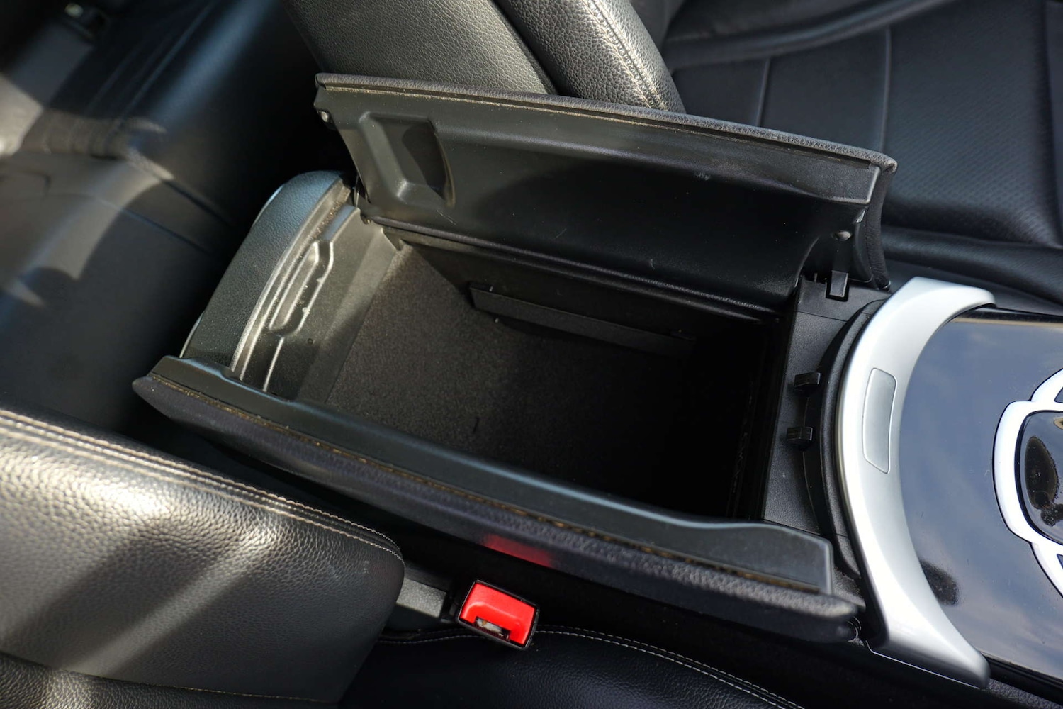 Used Mercedes-Benz C Class 2018 for sale - 76402691: Photo 44