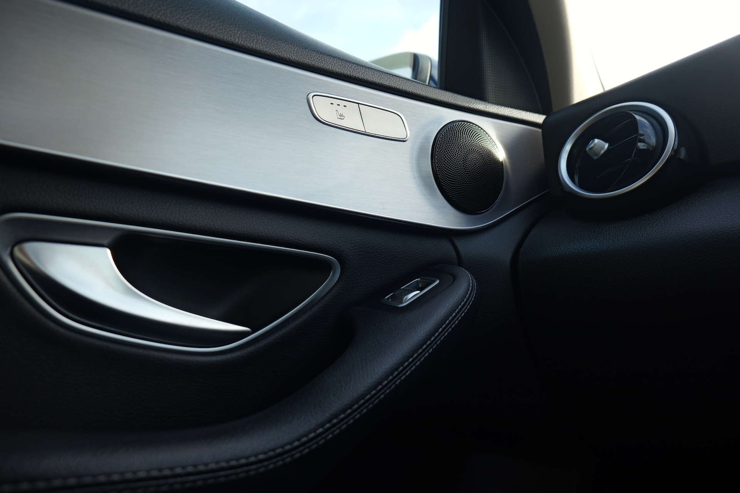 Used Mercedes-Benz C Class 2018 for sale - 76402691: Photo 55