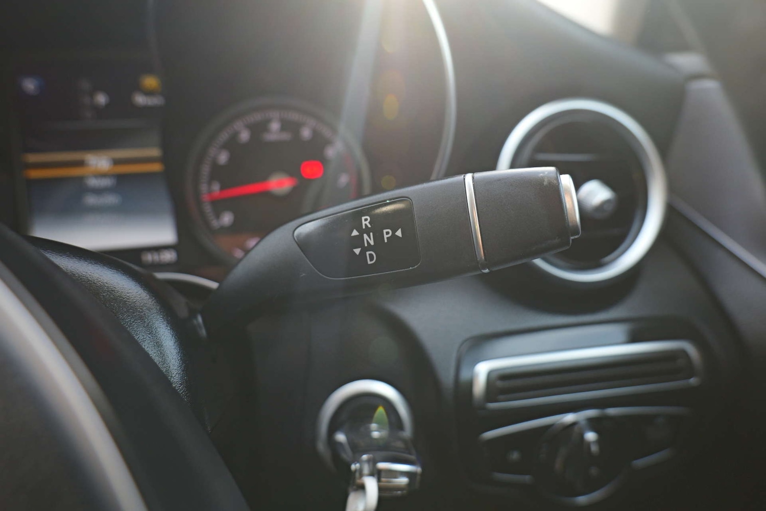 Used Mercedes-Benz C Class 2018 for sale - 76402691: Photo 60