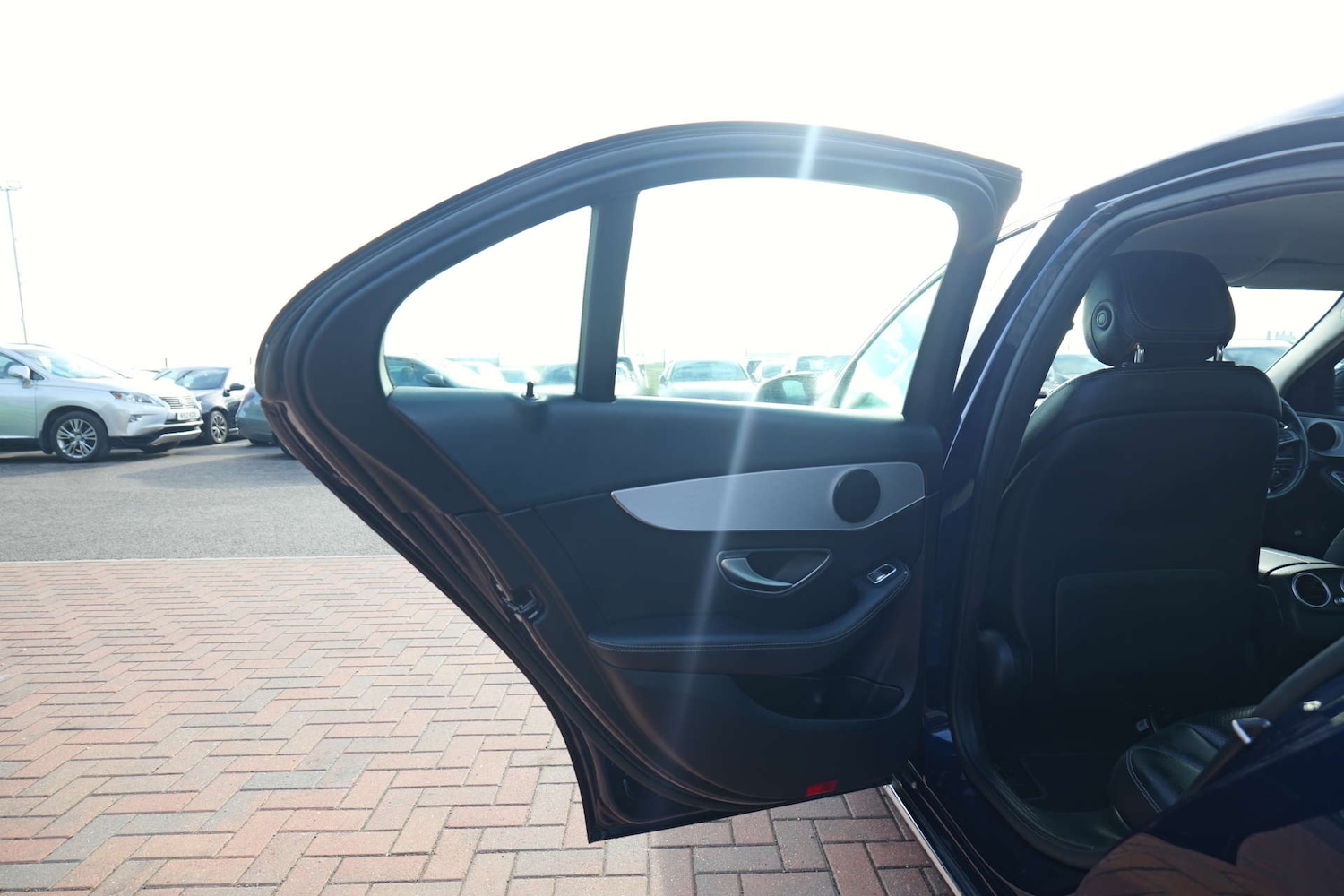 Used Mercedes-Benz C Class 2018 for sale - 76402691: Photo 73