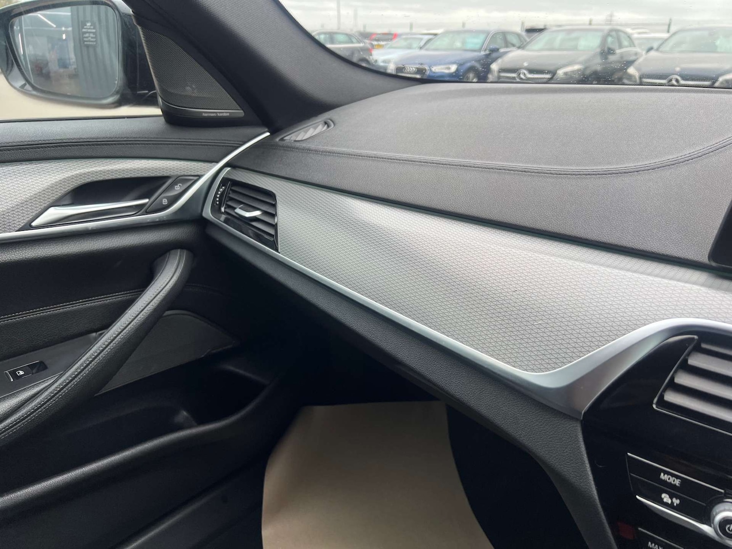 Used BMW 5 Series 2018 for sale - 77383411: Photo 24