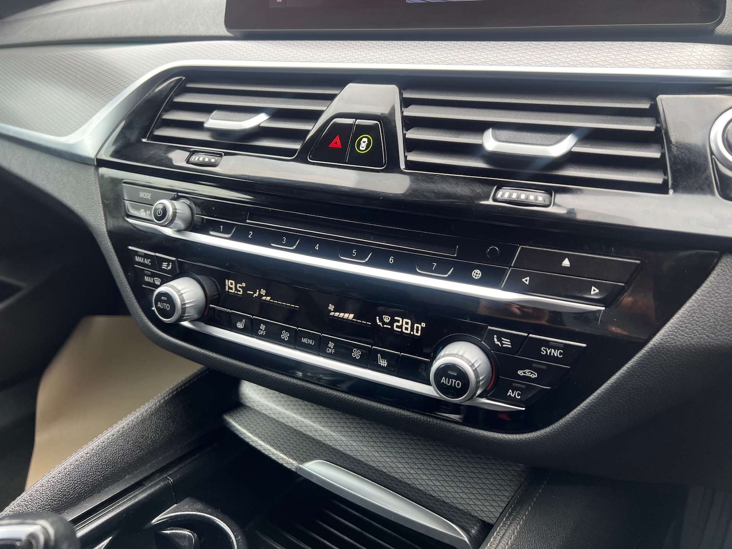 Used BMW 5 Series 2018 for sale - 77383411: Photo 27