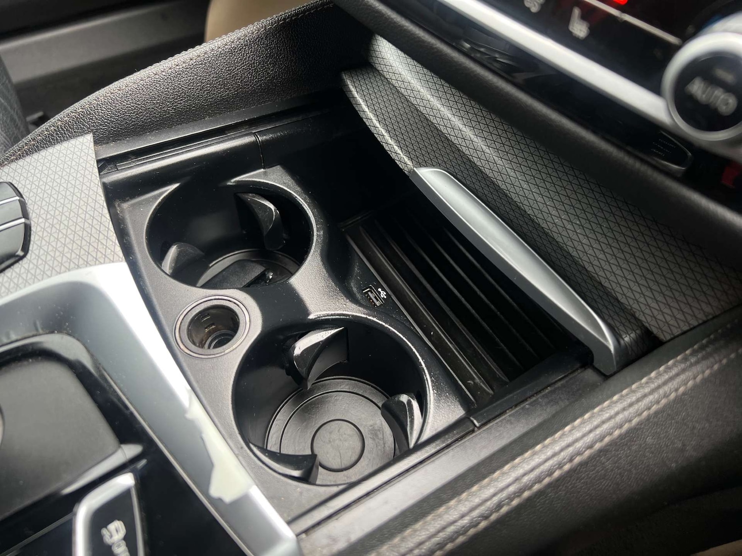 Used BMW 5 Series 2018 for sale - 77383411: Photo 39