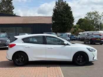 Used Ford Focus 2019 for sale - 75411701: Photo