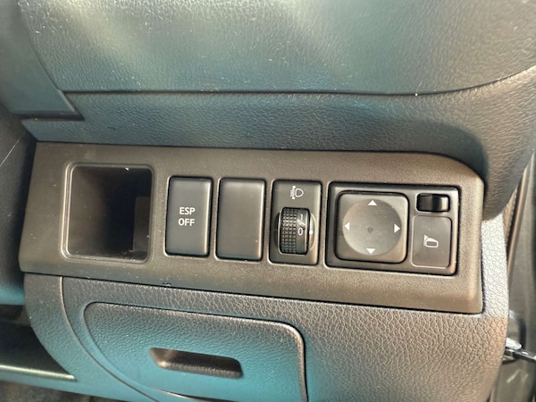 Used Nissan Note 2012 for sale - 74956528: Photo 42