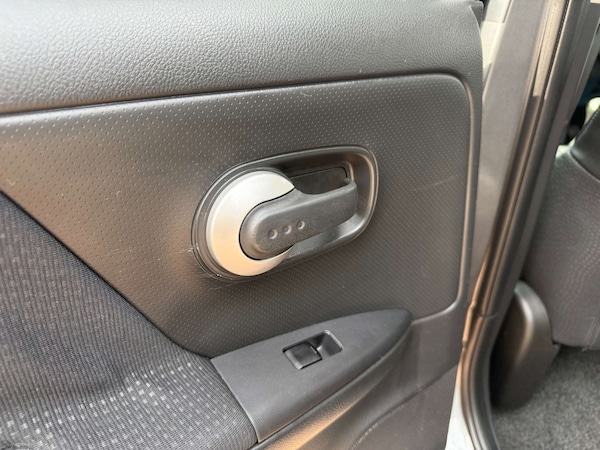 Used Nissan Note 2012 for sale - 74956528: Photo 62