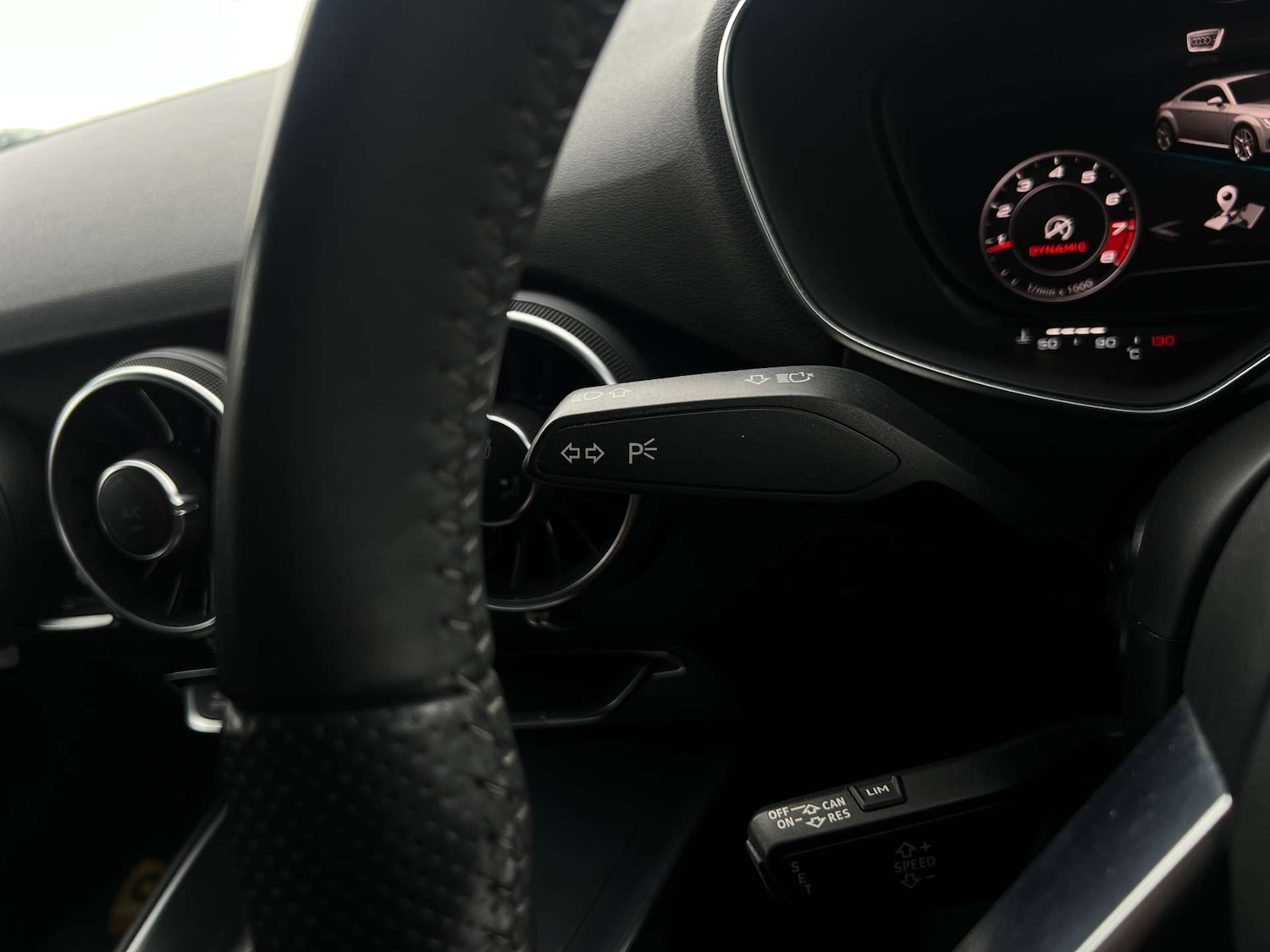 Used Audi TT 2017 for sale - 76402689: Photo 35