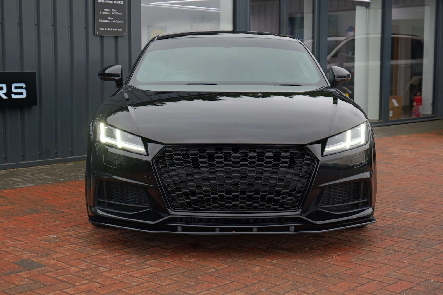 Used Audi TT 2017 for sale - 76402689: Photo 4