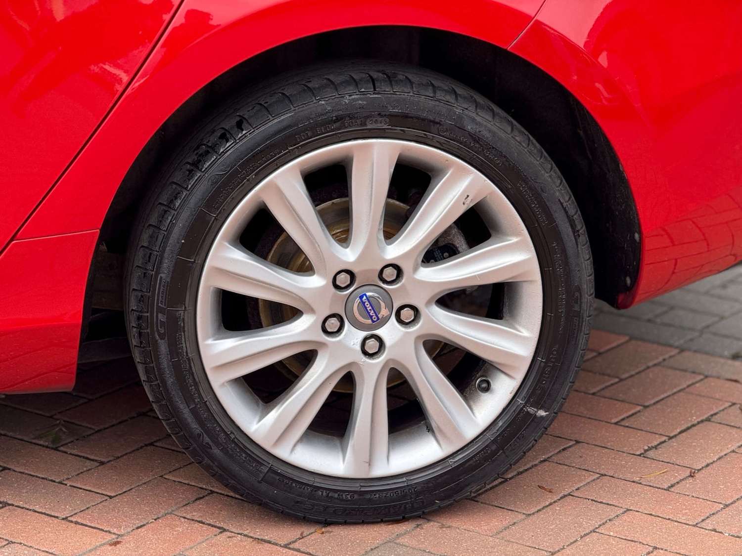 Used Volvo V40 2013 for sale - 76159802: Photo 13