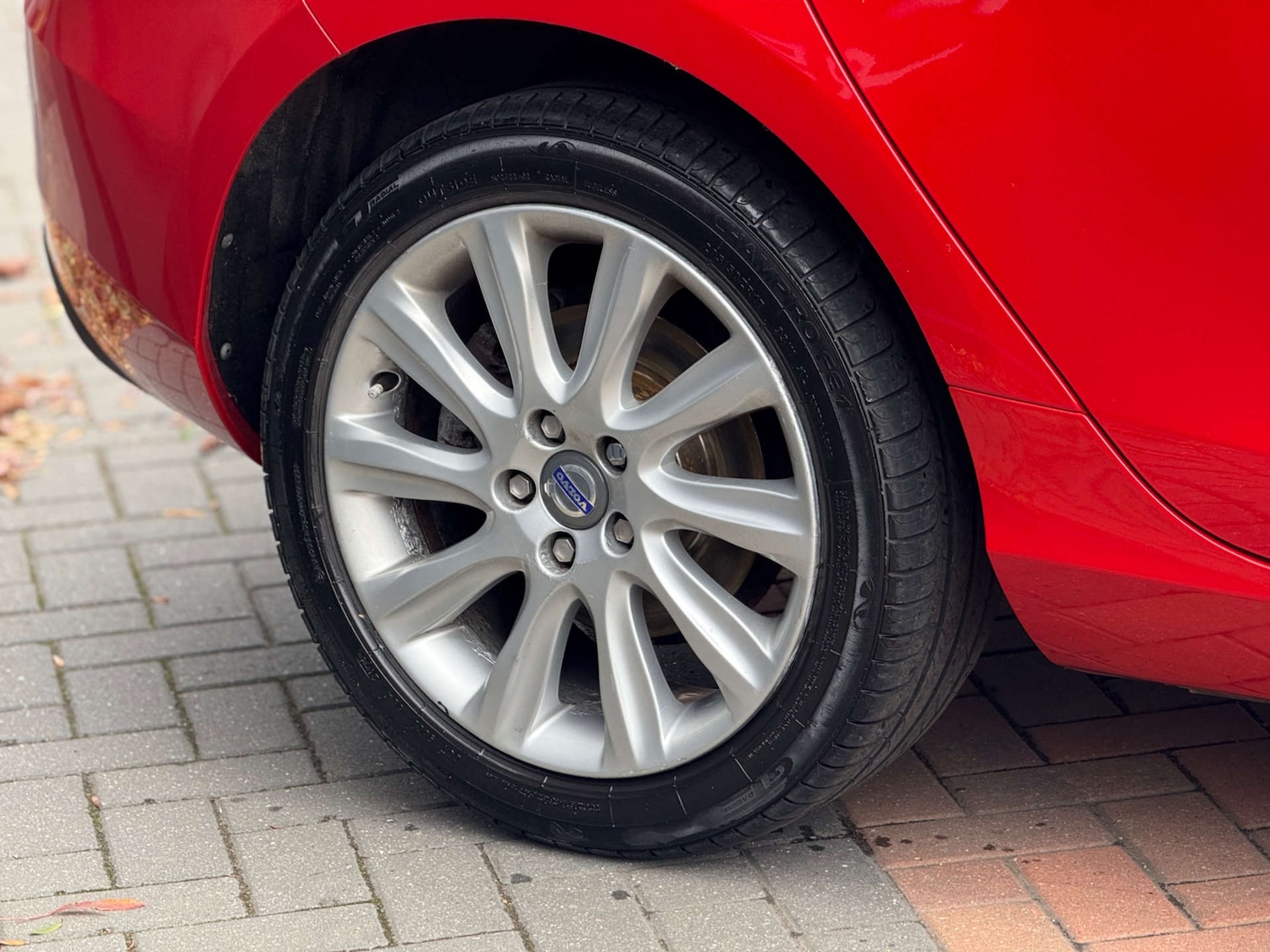 Used Volvo V40 2013 for sale - 76159802: Photo 17