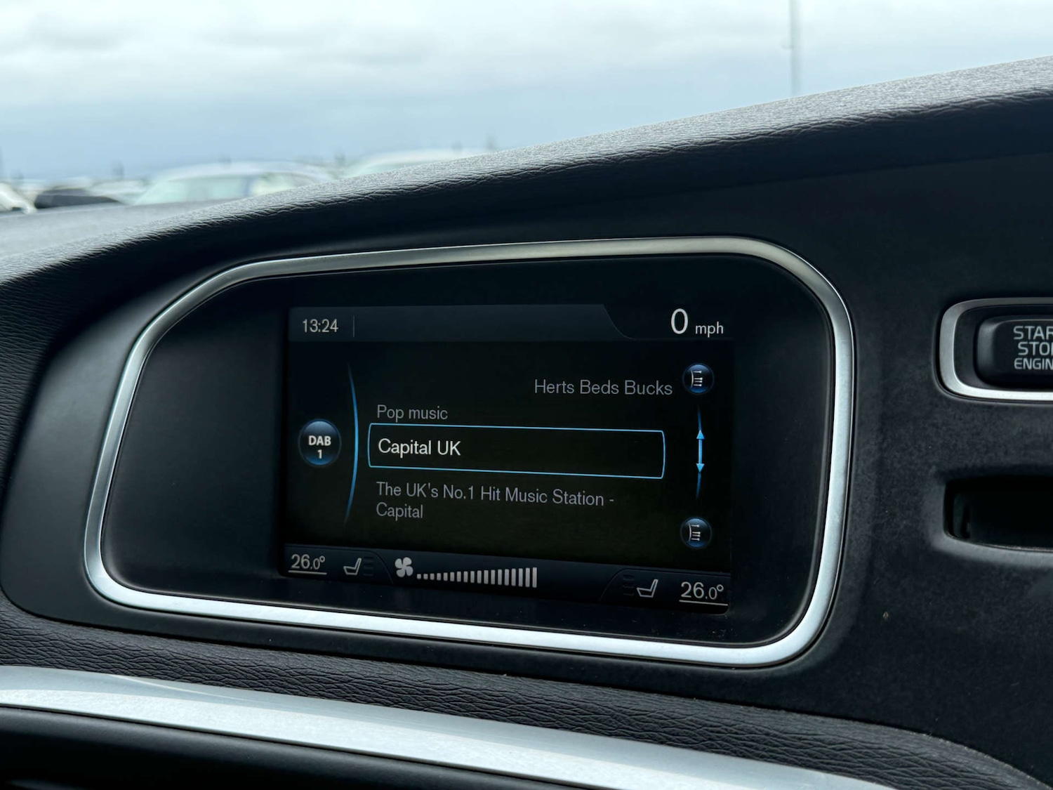 Used Volvo V40 2013 for sale - 76159802: Photo 35