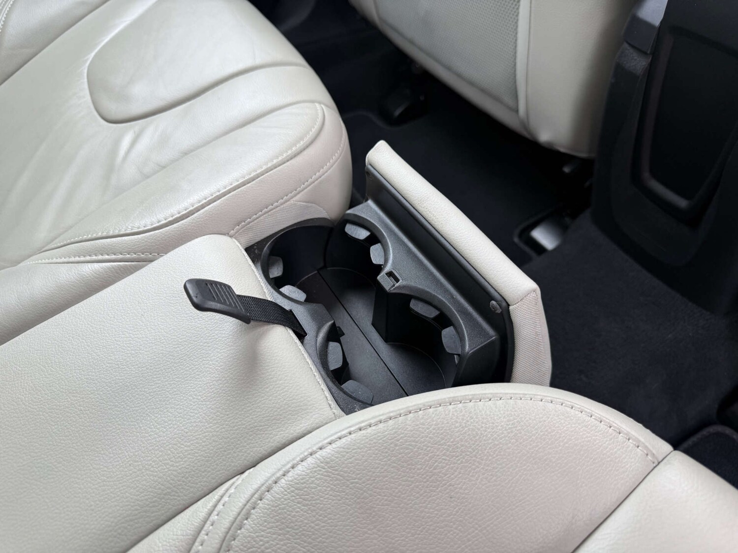 Used Volvo V40 2013 for sale - 76159802: Photo 47