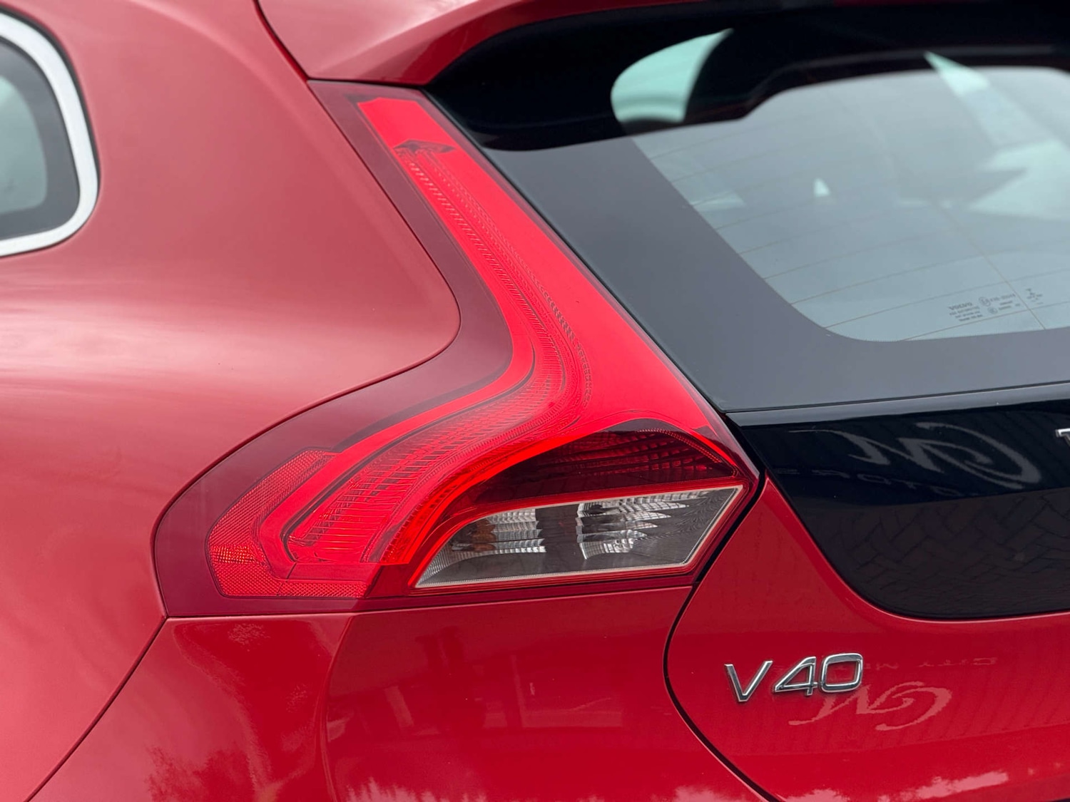 Used Volvo V40 2013 for sale - 76159802: Photo 53