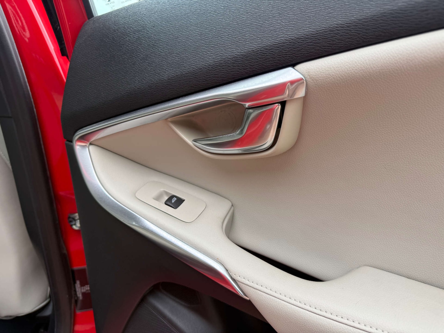 Used Volvo V40 2013 for sale - 76159802: Photo 74