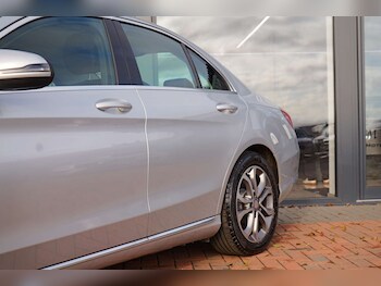 Used Mercedes-Benz C Class 2016 for sale - 76449799: Photo