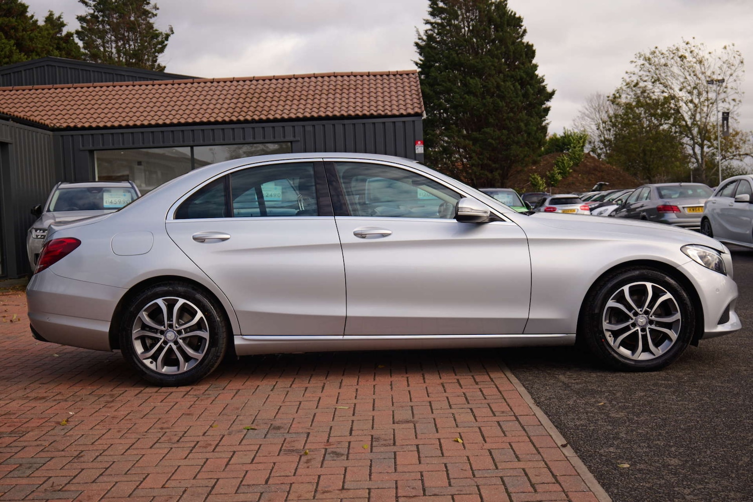 Used Mercedes-Benz C Class 2016 for sale - 76449799: Photo 5
