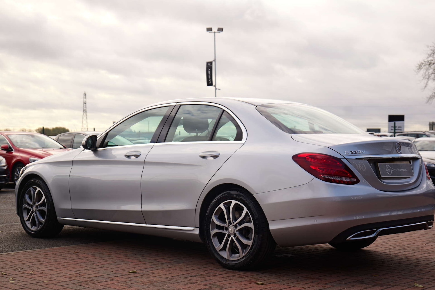 Used Mercedes-Benz C Class 2016 for sale - 76449799: Photo 8