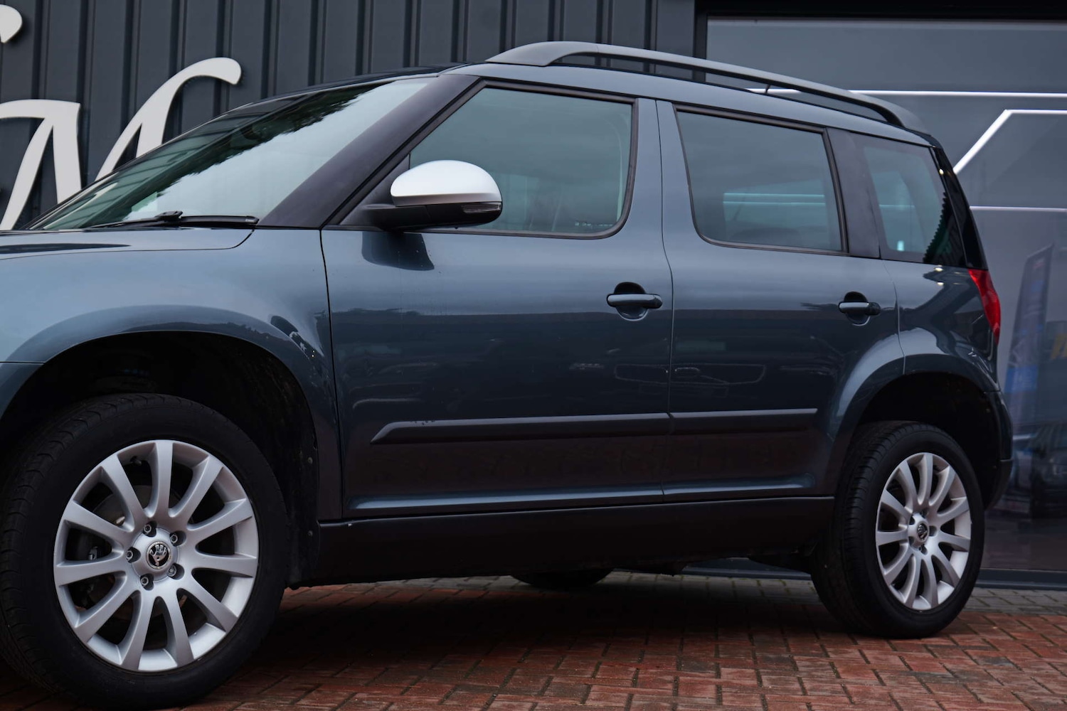 Used Skoda Yeti 2015 for sale - 76220579: Photo 2