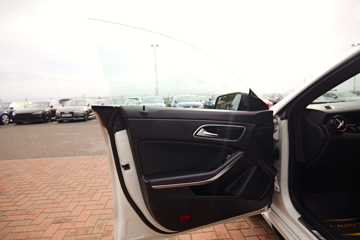 Used Mercedes-Benz CLA 2017 for sale - 76220573: Photo 75