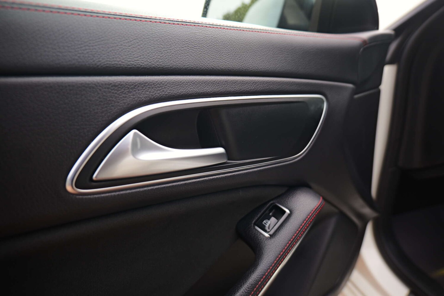 Used Mercedes-Benz CLA 2017 for sale - 76220573: Photo 76