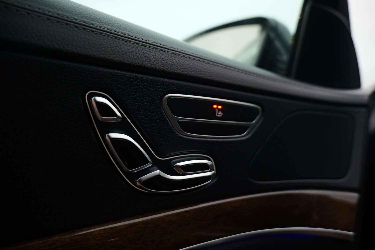 Used Mercedes-Benz S Class 2015 for sale - 76694819: Photo 65