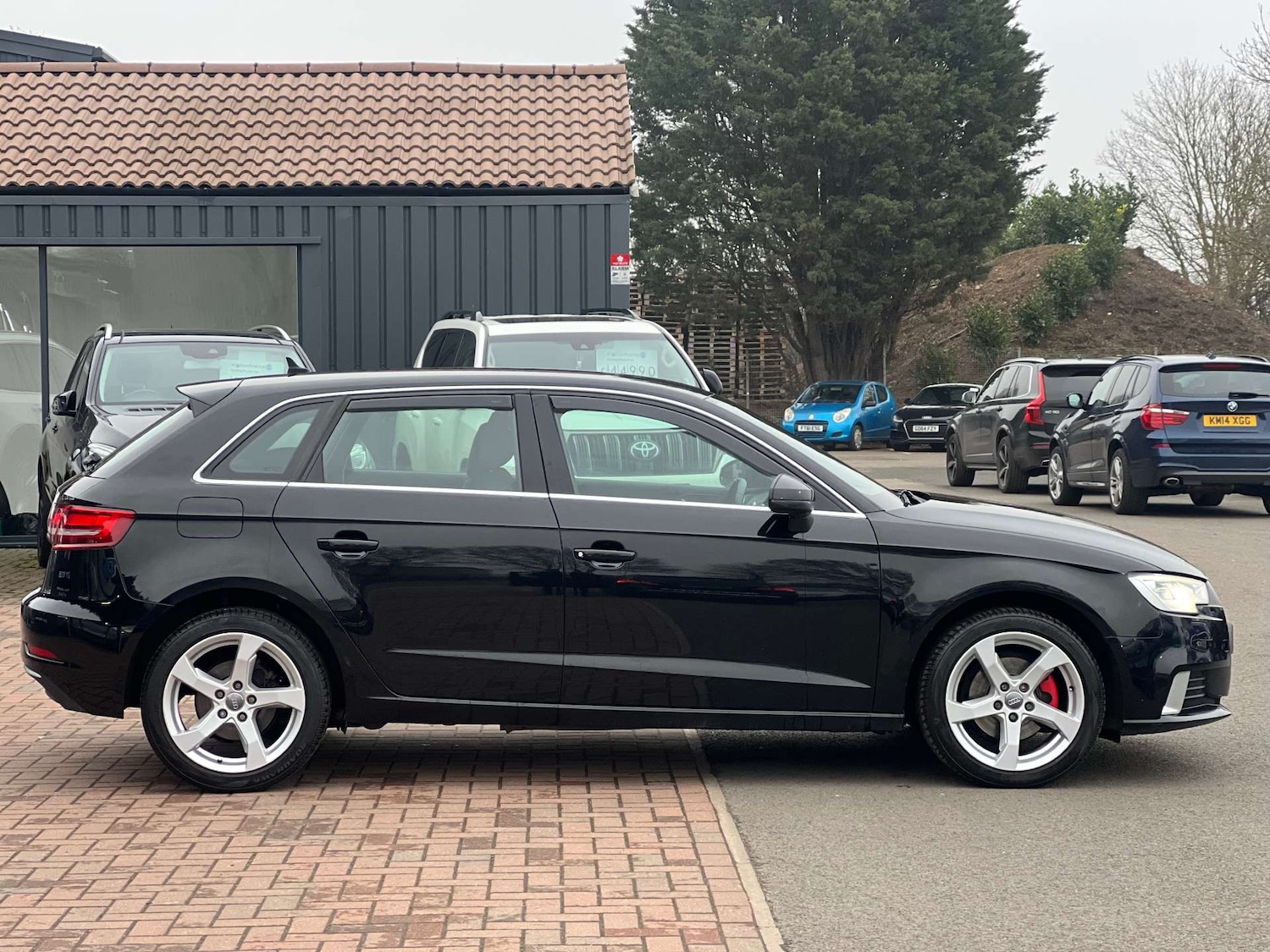 Used Audi A3 2017 for sale - 77420253: Photo 5