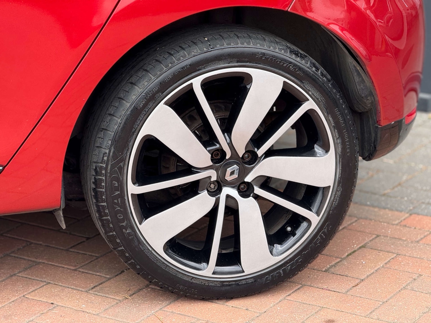 Used Renault Clio 2016 for sale - 76077953: Photo 13