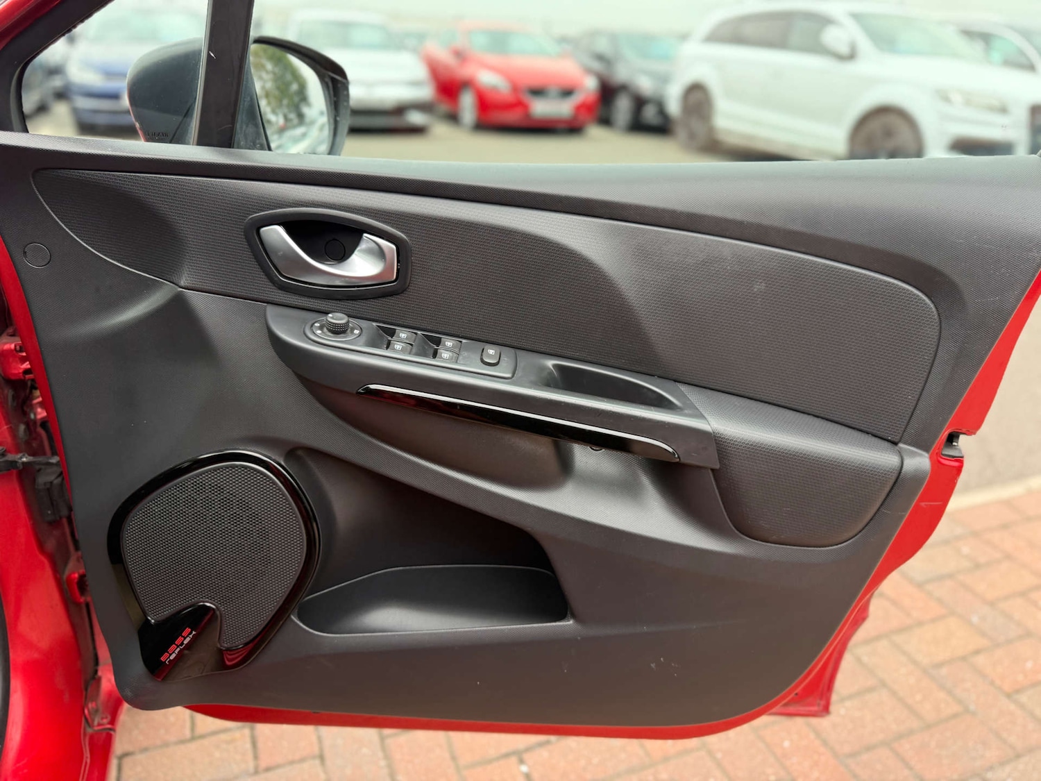 Used Renault Clio 2016 for sale - 76077953: Photo 22