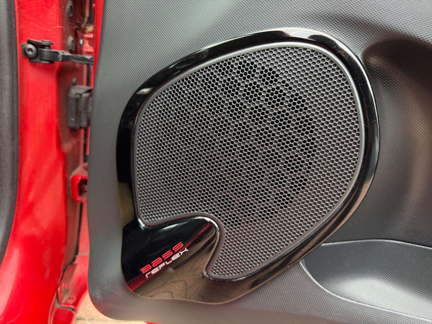 Used Renault Clio 2016 for sale - 76077953: Photo 24