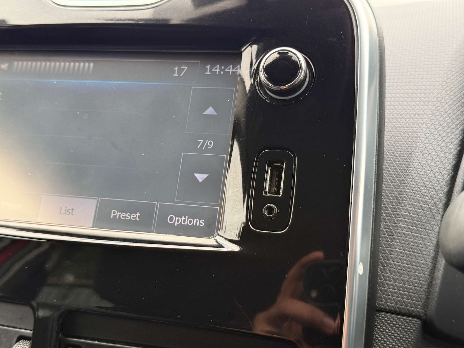 Used Renault Clio 2016 for sale - 76077953: Photo 35