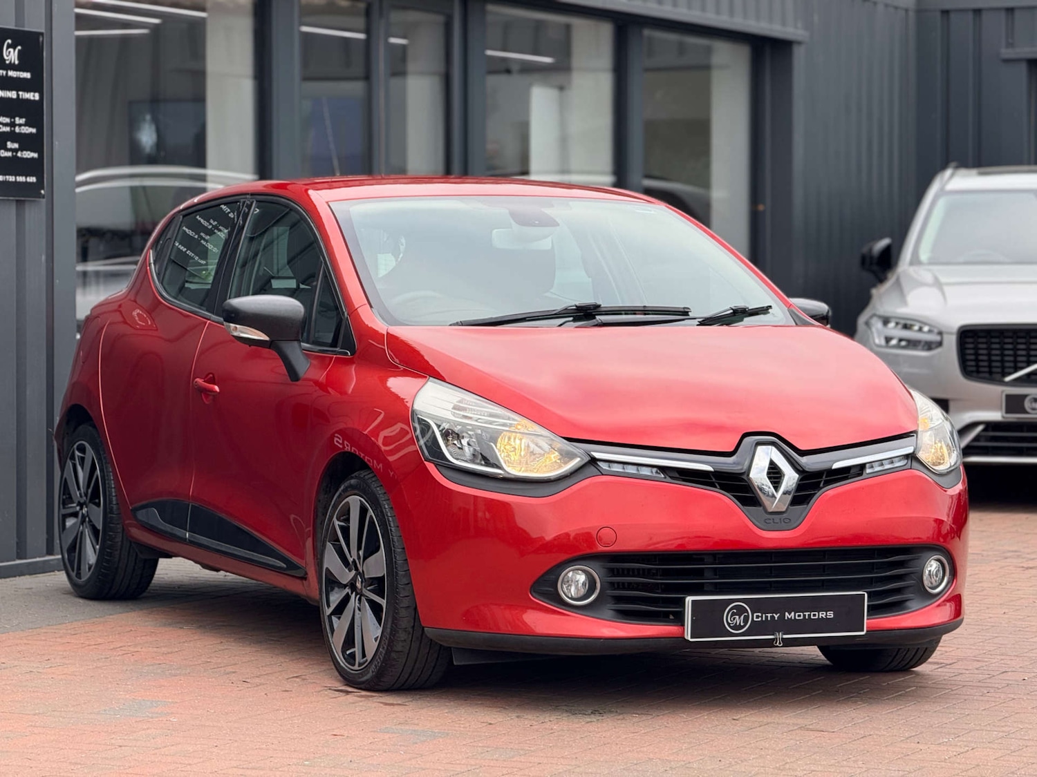 Used Renault Clio 2016 for sale - 76077953: Photo 4
