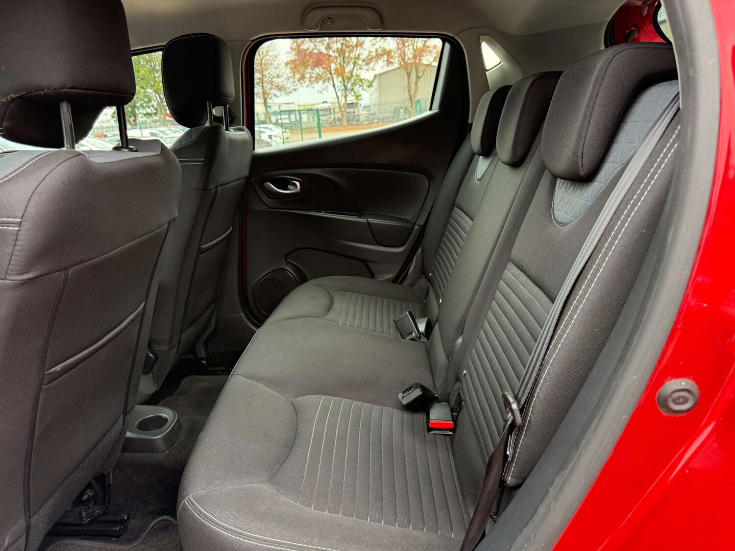 Used Renault Clio 2016 for sale - 76077953: Photo 43