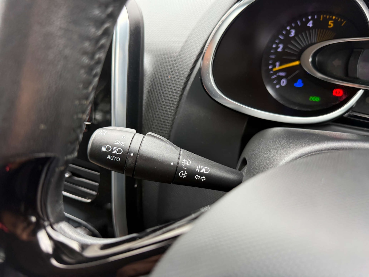 Used Renault Clio 2016 for sale - 76077953: Photo 62