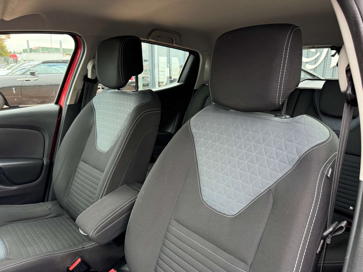 Used Renault Clio 2016 for sale - 76077953: Photo 83