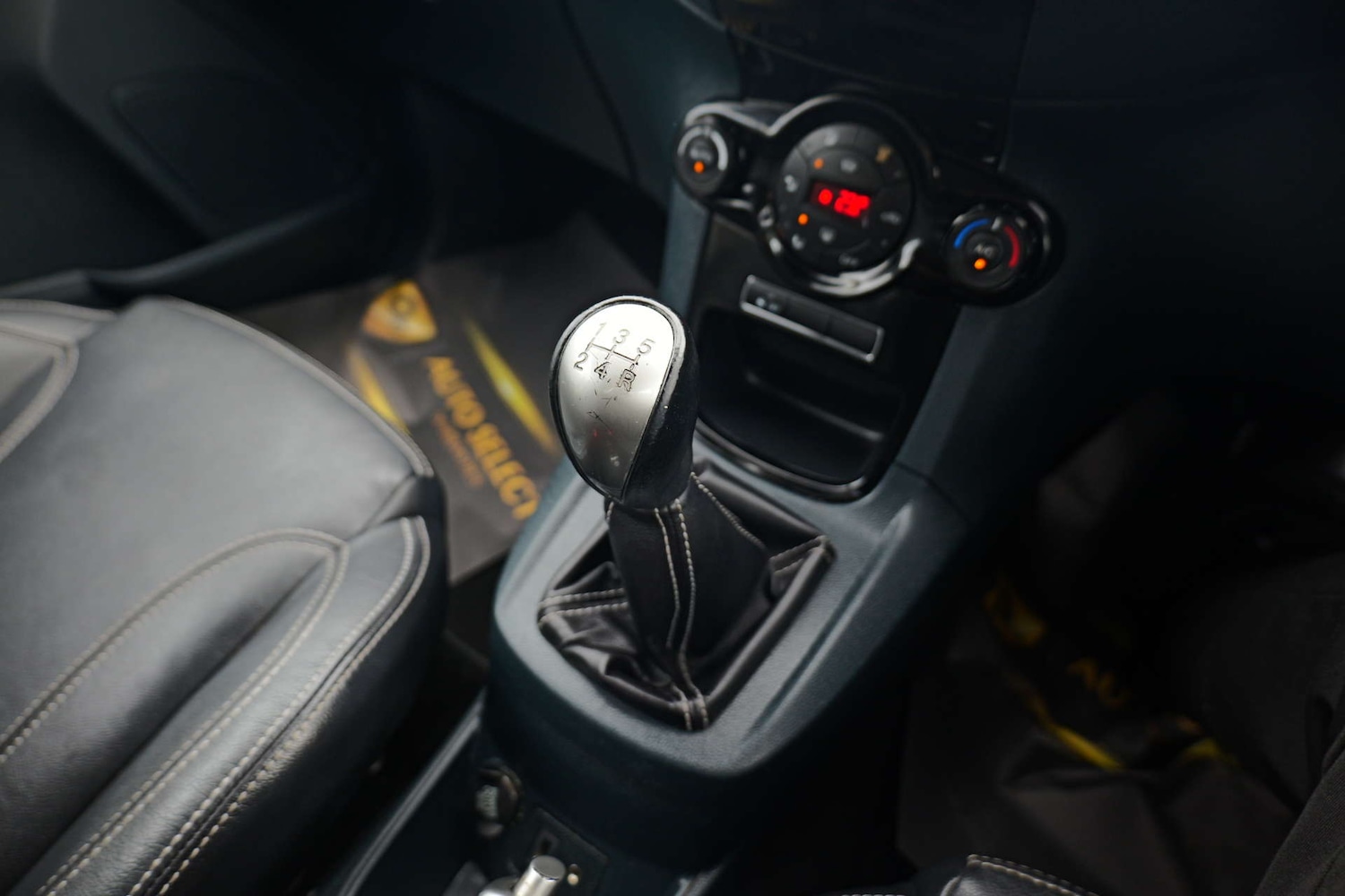 Used Ford Fiesta 2012 for sale - 76533555: Photo 28