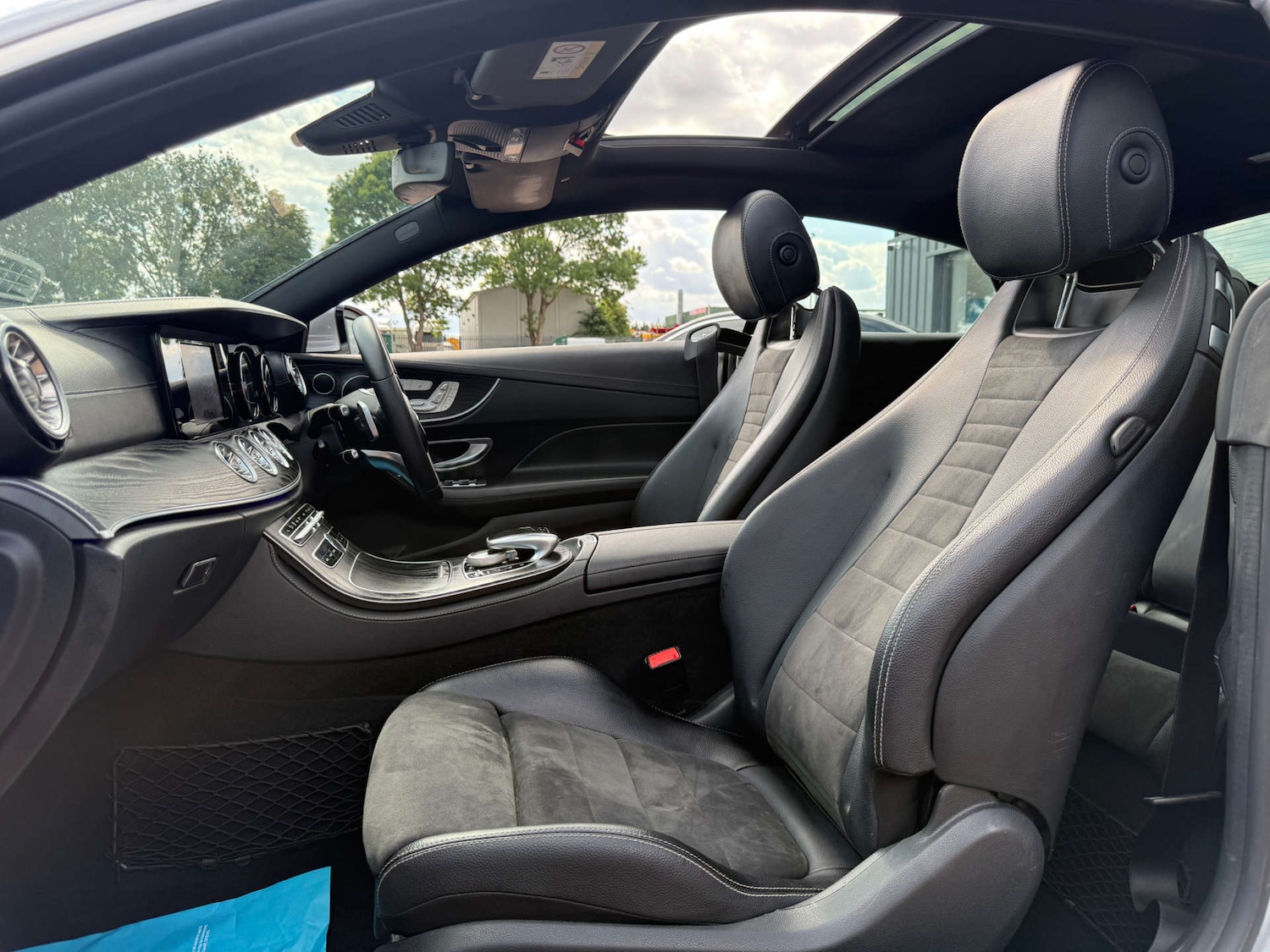 Used Mercedes-Benz E Class 2017 for sale - 77137415: Photo 32