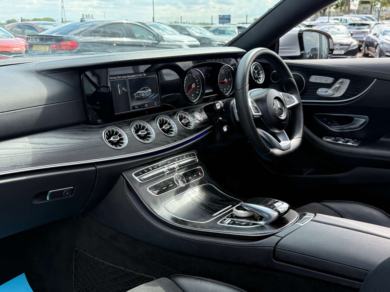 Used Mercedes-Benz E Class 2017 for sale - 77137415: Photo 33