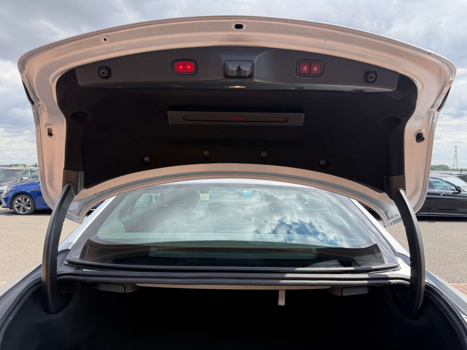 Used Mercedes-Benz E Class 2017 for sale - 77137415: Photo 46