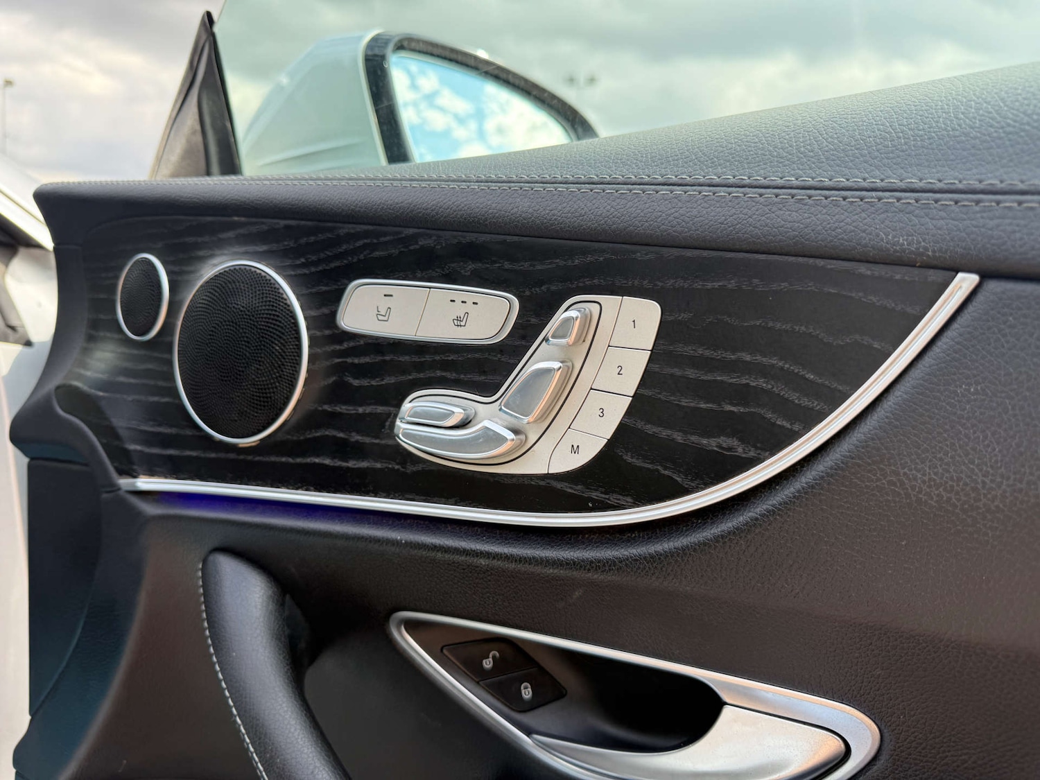 Used Mercedes-Benz E Class 2017 for sale - 77137415: Photo 49