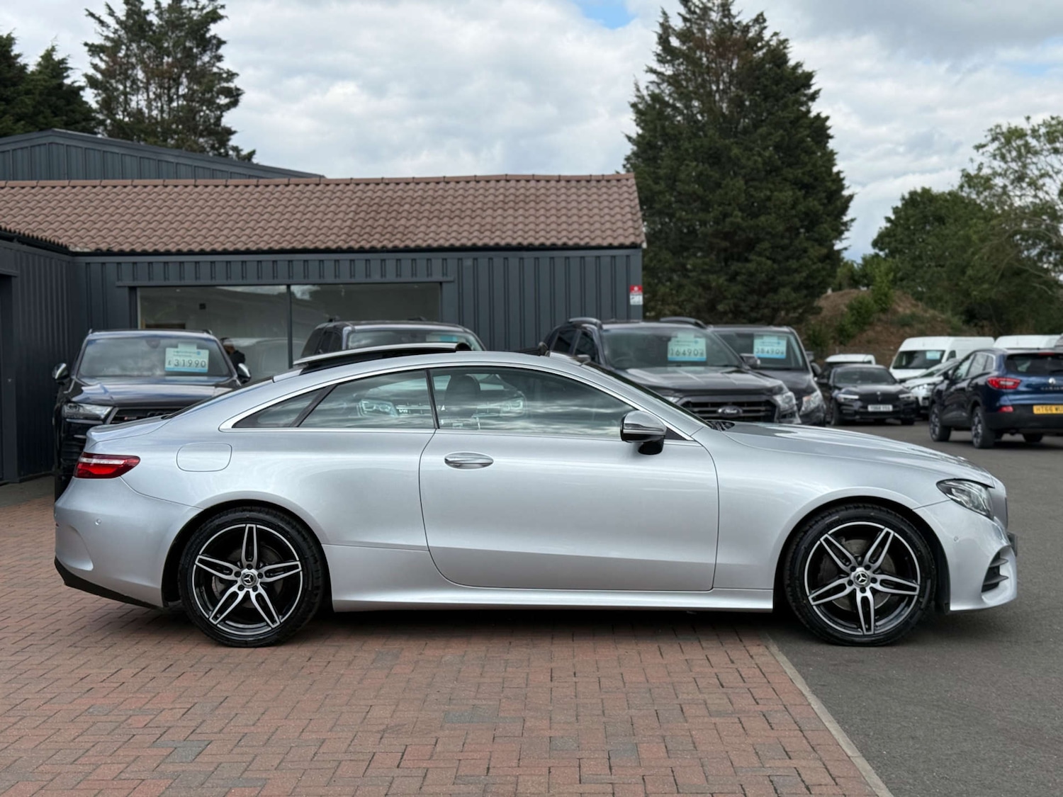Used Mercedes-Benz E Class 2017 for sale - 77137415: Photo 5