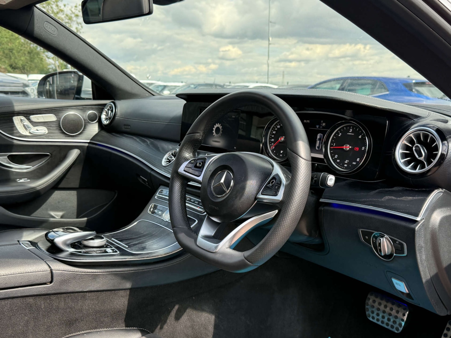 Used Mercedes-Benz E Class 2017 for sale - 77137415: Photo 53