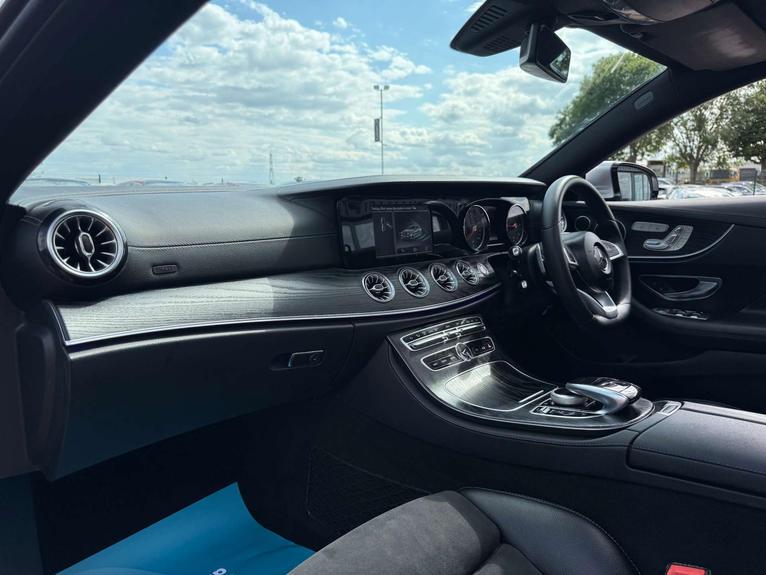 Used Mercedes-Benz E Class 2017 for sale - 77137415: Photo 82