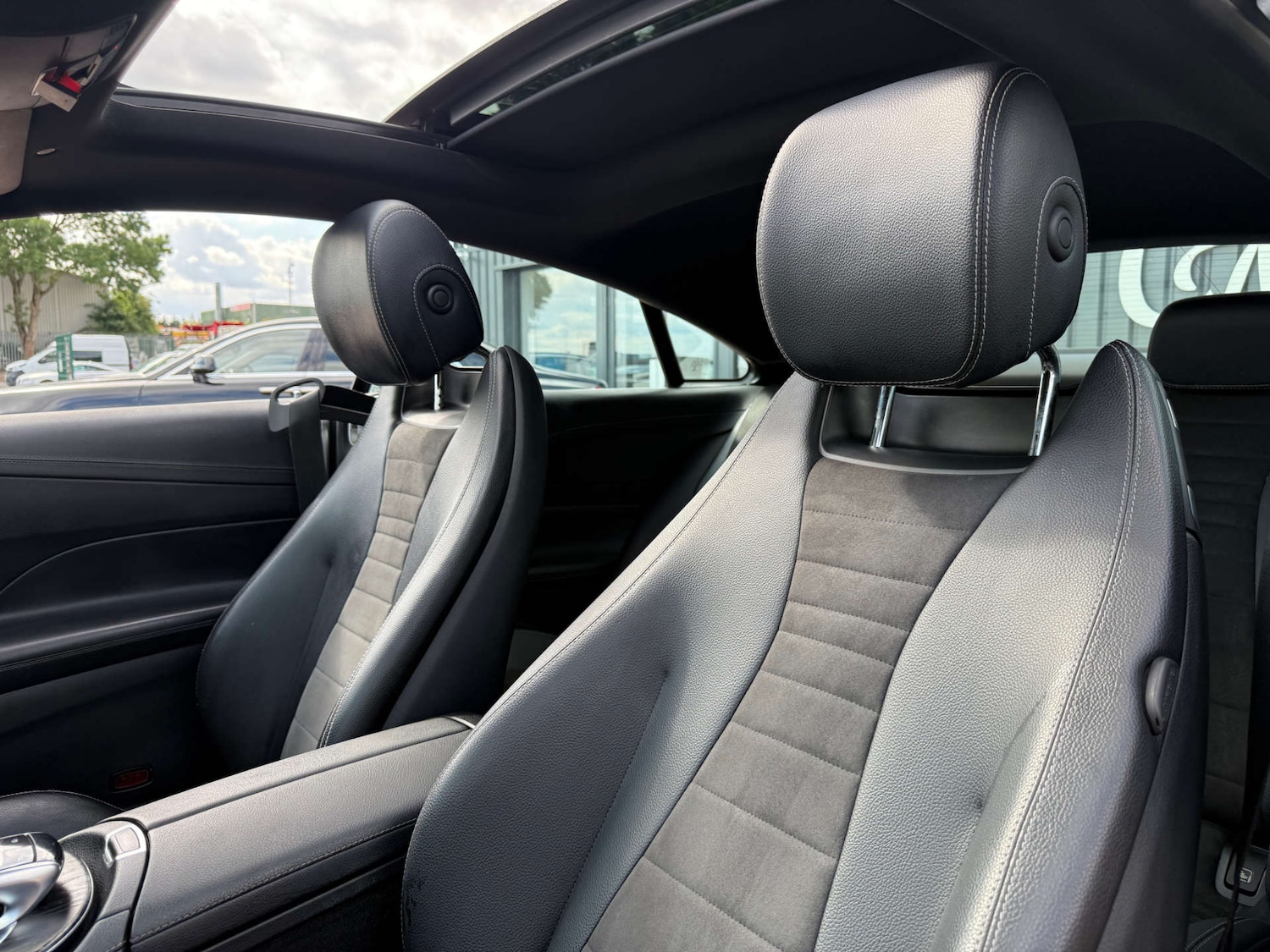 Used Mercedes-Benz E Class 2017 for sale - 77137415: Photo 83