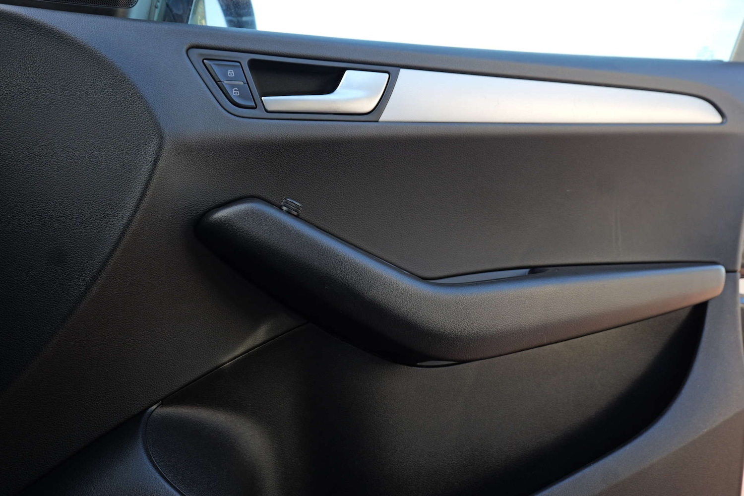 Used Audi Q5 2010 for sale - 76544291: Photo 17